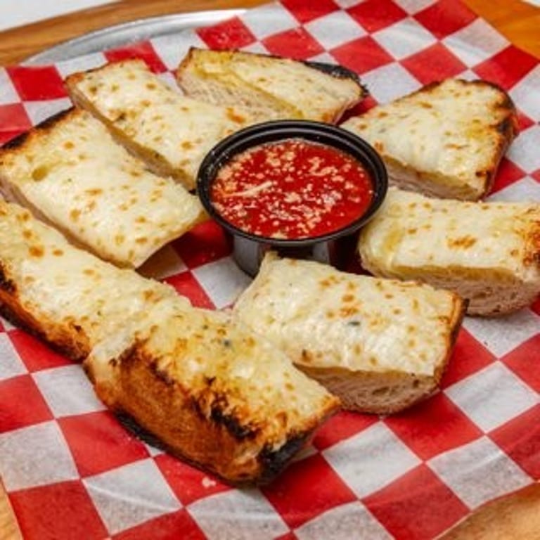 Garlic Bread: A Savory Italian Appetizer
